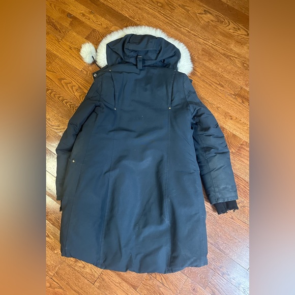 Moose Knuckles parka - Picture 3 of 5
